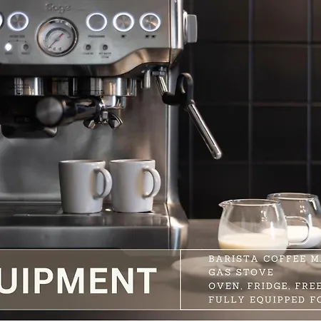 Tatil Evi Al Castello - Pool - Direkte Seefront - 12 Gaeste - 4sz - 4 Baeder *