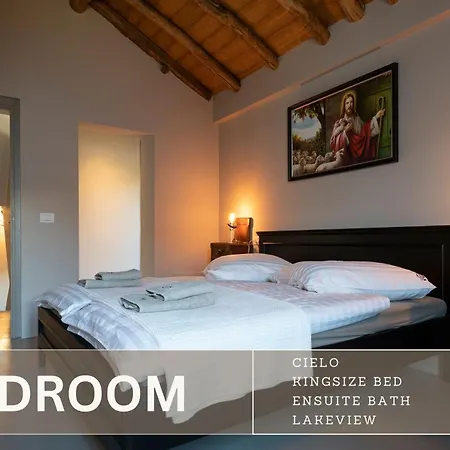 Tatil Evi Al Castello - Pool - Direkte Seefront - 12 Gaeste - 4sz - 4 Baeder