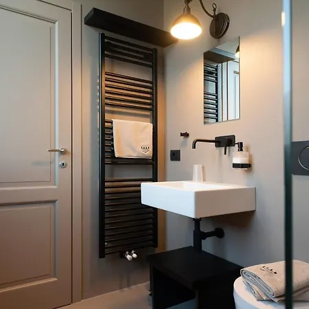 Al Castello - Pool - Direkte Seefront - 12 Gaeste - 4sz - 4 Baeder Tatil Evi